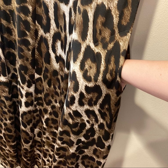 Alembika brand leopard print Women’s long sleeved dress with 2 pockets, size 2 - Picture 6 of 10